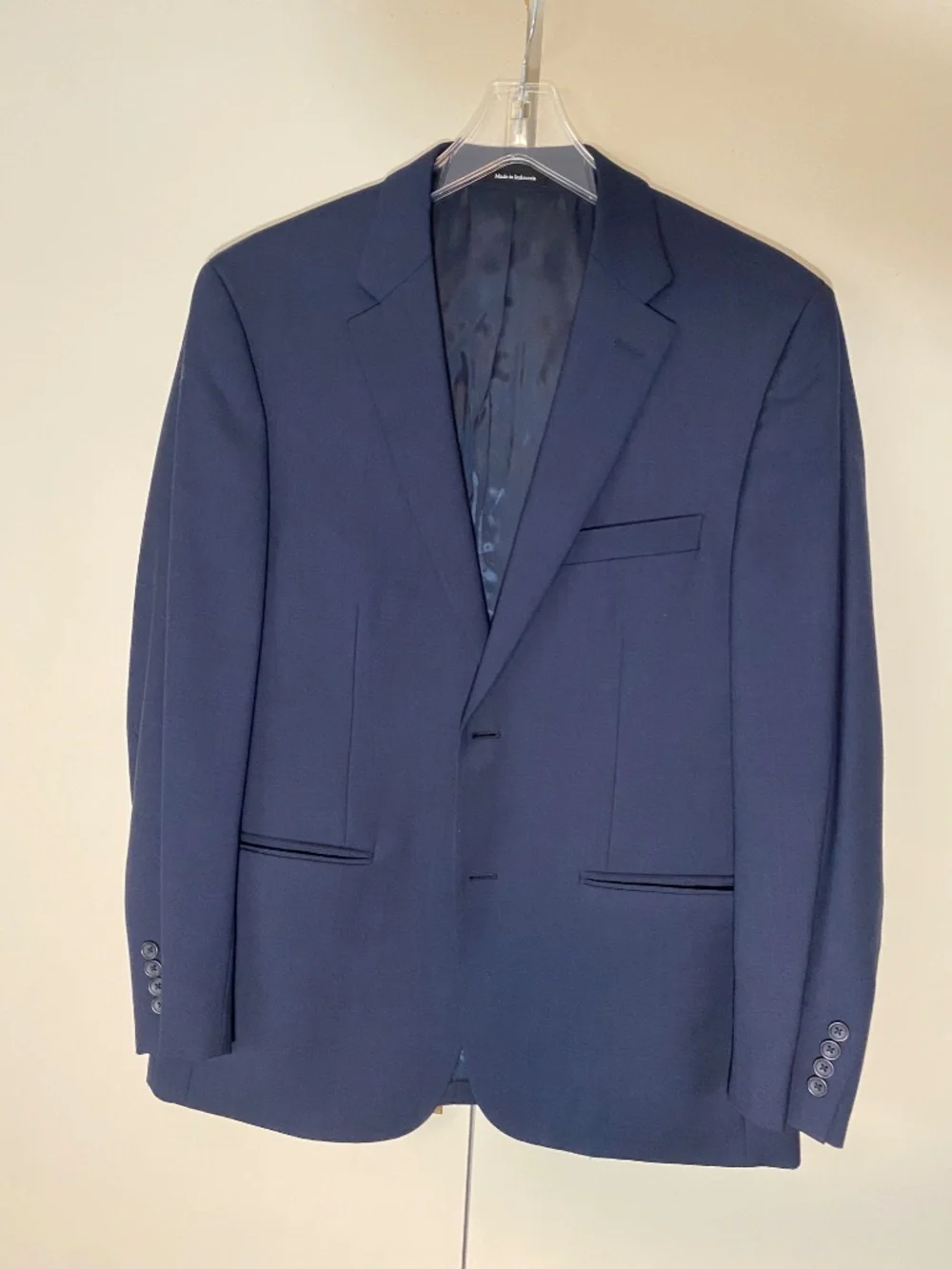 Men’s Navy Classic 2‑Piece Suit (40R, 34x30)